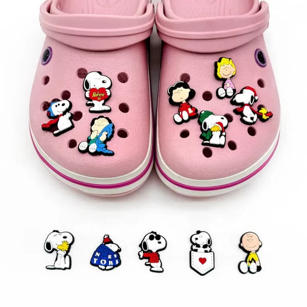 classic-bulk-croc-charms-snoopy-cartoon-shoe-charms-supply-3