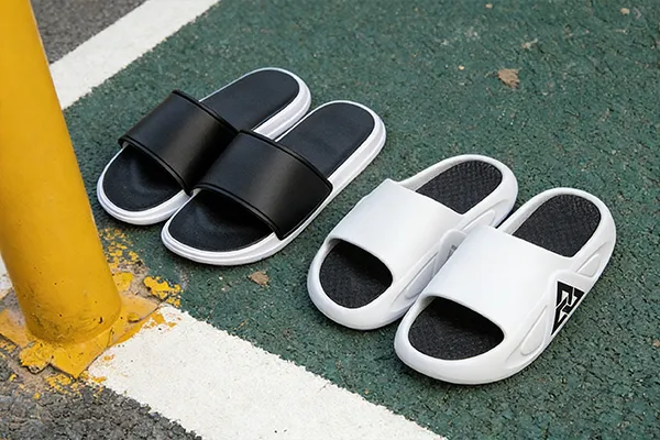 indoor-vs-outdoor-slippers-wholesale-guide-for-global-buyers-3